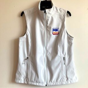 FOX weather vest size large